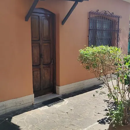 La Casetta Di Rosanna Apartman *